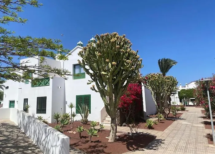 Dorada Sand, Junto Al Mar بلايا بلانكا